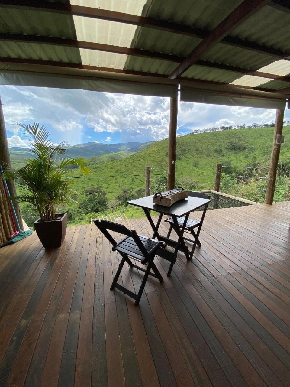 Chale Conteiner Com Vista Para Serra Da Canastra São Roque de Minas Exteriör bild
